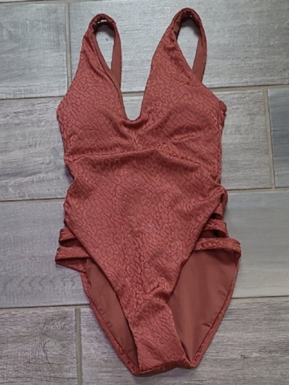 BECCA Strappy One Piece Swimsuit Size